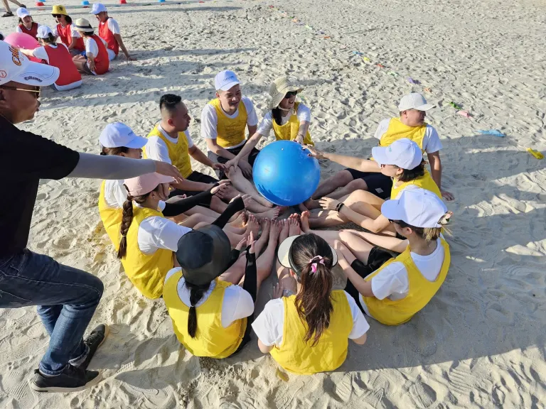 Đoàn Team Building & Gala Dinner tại Hạ Long khởi hành 13/06/2024 – ảnh 2