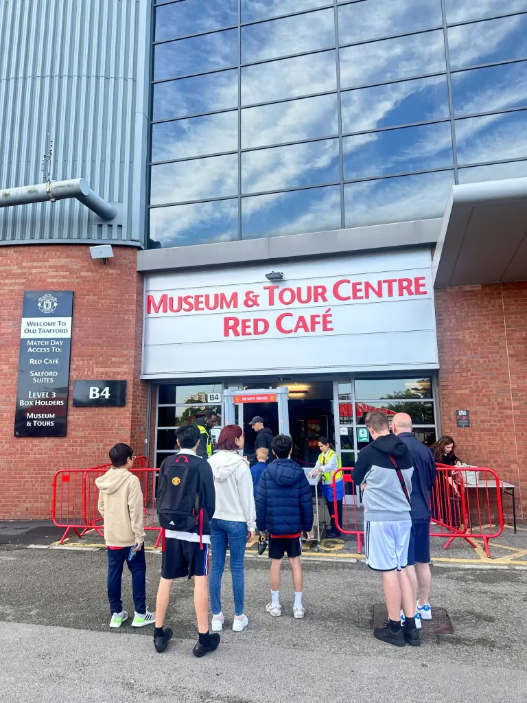 Đoàn Khám phá Anh Quốc khởi hành 26/08/2024 – ảnh 4